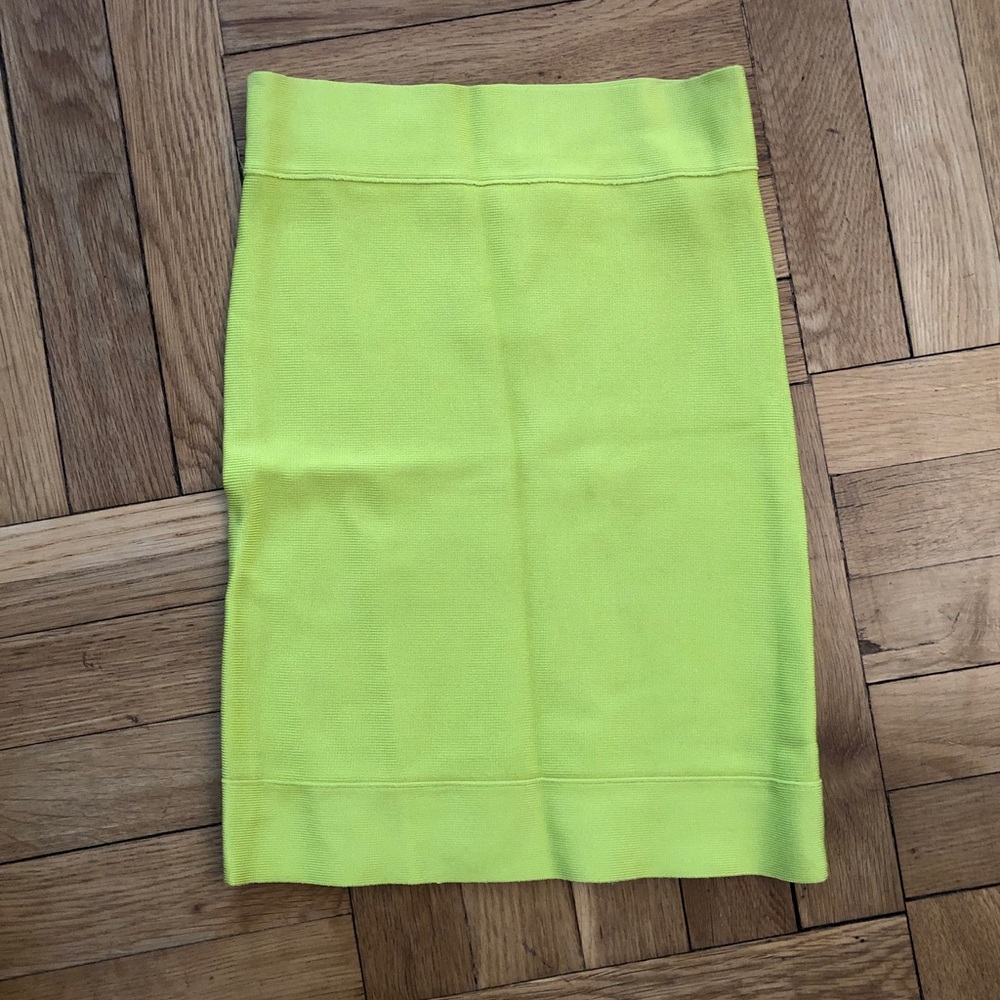 BCBG 💚 Bandage Mini Skirt